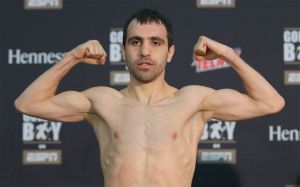 Боксер из Армении возглавит вечера бокса от Golden Boy