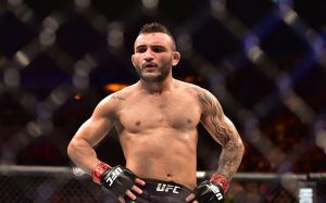Два поединка турнира UFC в Бруклине отменены из-за травм