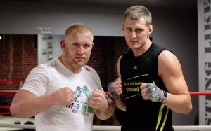Александр Волков высказался о важности для бойцов тренировок дома