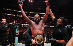 Обновленный рейтинг P4P от UFC: Джонс обошел Перейру, но уступает Махачеву