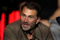 Эдди Хирн назвал следующую суперзвезду мирового бокса