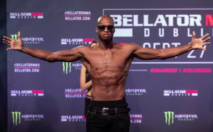 Результаты взвешивания турнира Bellator London: Майкл Пейдж - Джованни Мелилло