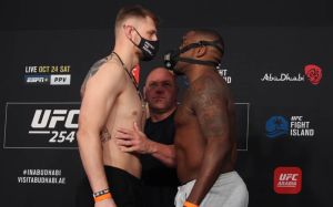 Видео боя Александр Волков - Уолт Харрис UFC 254