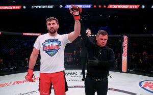 Стал известен следующий соперник Виталия Минакова