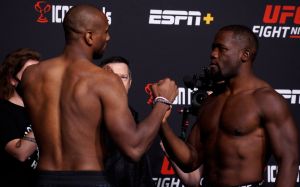 Видео боя Тафон Нчукви - Майк Родригес UFC Fight Night 192