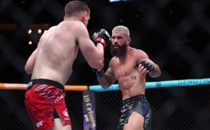 Видео боя Эдмен Шахбазян – Андре Петроски UFC on ESPN 69