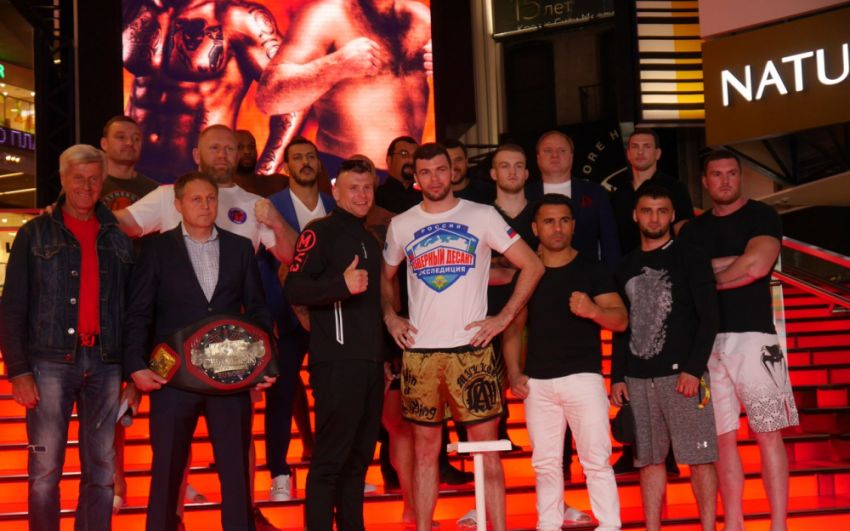 В Москве прошло взвешивание ЖАРА Fight Show