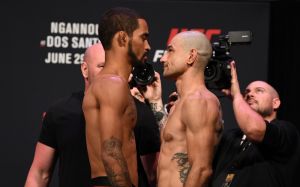 Видео боя Рузвельт Робертс - Винс Пичел UFC on ESPN 3