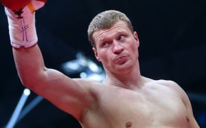 Владелец AMC Fight Nights прокомментировал заявление Поветкина о том, что он не знает Махачева: "Человек лжет. Он там был выпившим"
