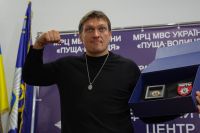 Тедди Атлас подобрал неожиданного соперника для Усика