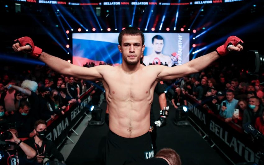 Усман Нурмагомедов рассказал, когда рассчитывает стать претендентом на чемпионский титул Bellator