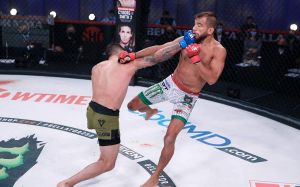 Видео боя Хуан Арчулета — Серхио Петтис Bellator 258