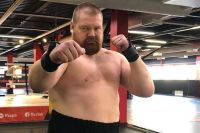 Вячеслав Дацик выступит по правилам бокса против чемпиона из Камеруна