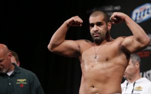 Благой Иванов нанес второе поражение в карьере Таю Туивасе на UFC 238
