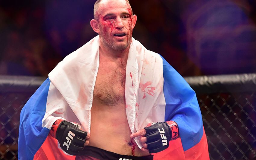 Стал известен соперник Алексея Олейника на турнире UFC 246 в январе