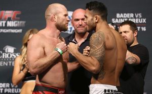 Видео боя Кшиштоф Йотко - Брэд Таварес UFC on FOX 29