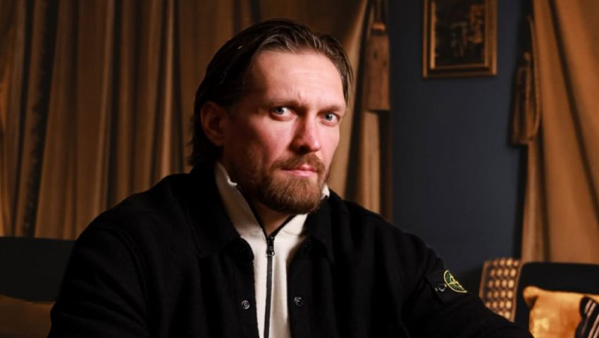 Александр Усик отреагировал на критику титульного статуса боя с Верховеном