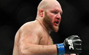 Бен Ротвелл против Джиана Вилланте на UFC 249