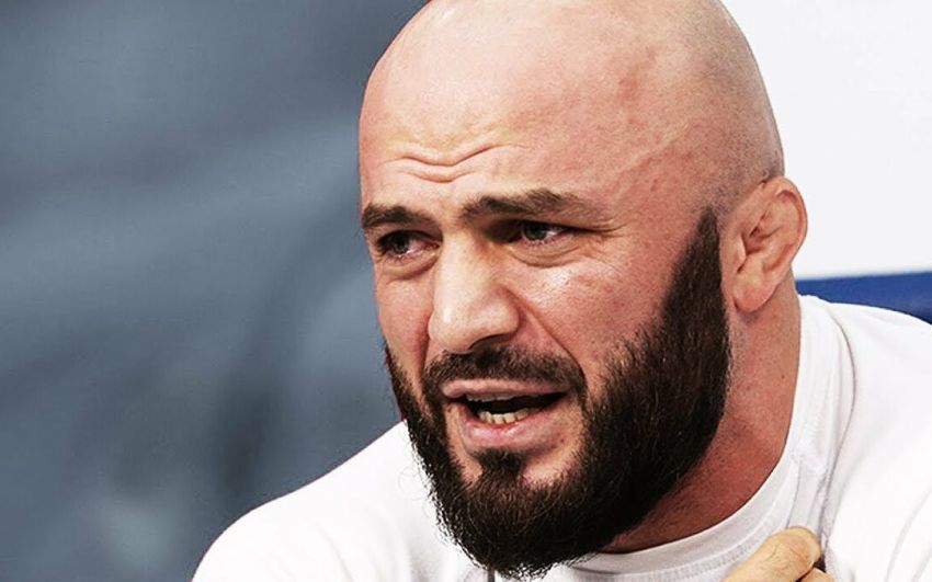 Реакция Магомеда Исмаилова на перенос боя с Емельяненко