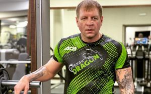 Александр Емельяненко рассказал о переговорах с Bellator