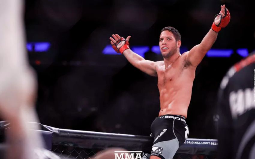 Нейман Грэйси подписал новый контракт с промоушеном Bellator