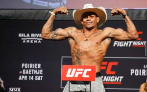 UFC on FOX 29: Алекс Оливейра "задушил" Карлоса Кондита