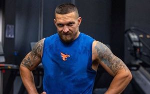 Александр Усик отреагировал на негативные для него прогнозы команды Фьюри и Турки Аль аш-Шейха на реванш