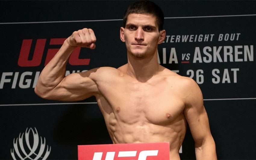Боец UFC Мовсар Евлоев рассказал, что делает за час 1500 отжиманий
