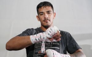 В WBO назначили дату торгов по бою Наваррете - Магдалено
