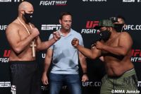 Видео боя Крис Барнетт - Бен Ротвелл UFC Fight Night 188