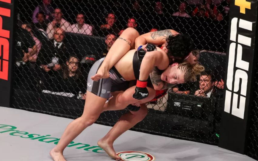 Кайла Харрисон "переборола" Лариссу Пачеко на турнире PFL 12