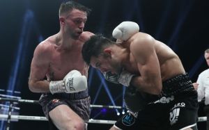 Президент Top Rank уверен в легитимности победы Тейлора над Каттераллом