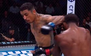 Видео боя Джефф Нил – Карлос Пратес UFC 319