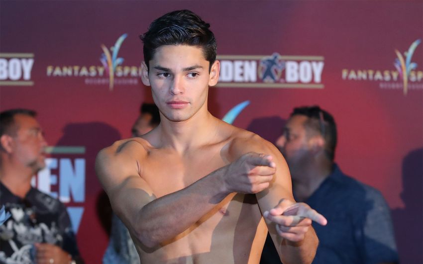 Райан Гарсия подписал контракт на бой с Люком Кэмпбеллом