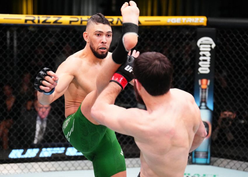Видео боя Магомед Анкалаев – Джонни Уокер UFC Fight Night 234