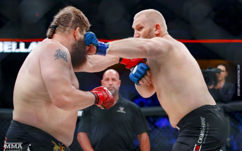 Сергей Харитонов нокаутировал Роя Нельсона на Bellator 207