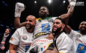 Седрик Думбе брутально нокаутировал Алима Набиева на Glory 66