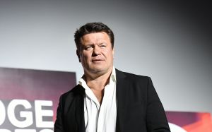 Олег Тактаров заявил, что не пользуется iPhone: "Это для девочек с накачанными губами и сиськами"