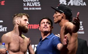 Официально: Чарльз Оливейра – Ник Лентц 3 на турнире UFC on ESPN+ 9