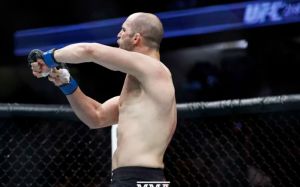 Волкан Оздемир встретится с Энтони Смитом на турнире UFC в Монктоне