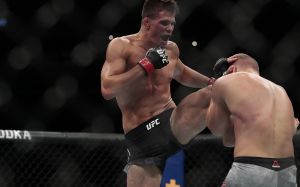Микки Галл выбыл из турнира UFC on ESPN 7 после травмы Карлоса Кондита
