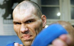 Николай Валуев высказался о допуске боксеров‑трансгендеров на женские турниры в США: "Пусть деградируют"
