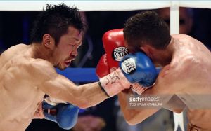 Акира Яегаши победил Хавьера Мендозу и стал чемпионом IBF.
