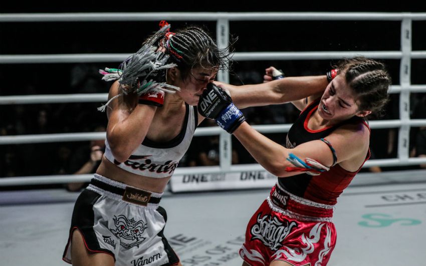 Видео боя Стамп Фаиртекс - Альма Джунику ONE Championship: Legendary Quest