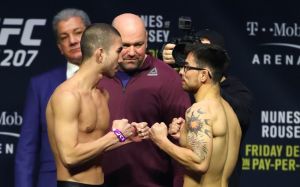 Видео боя Луис Смолка - Рэй Борг UFC 207