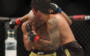 Бонусы турнира UFC 240: Макс Холлоуэй - Фрэнки Эдгар