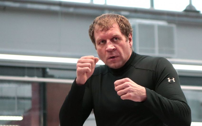 Александр Емельяненко: "Жду интересных предложений по боям на конец августа"