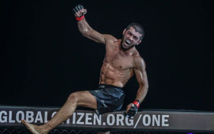 Сайгид Арсланалиев остановил Амира Хана на турнире One Championship: Enter the Dragon