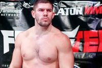 Валентин Молдавский в доминирующем стиле прошел Хави Айалу на Bellator 239