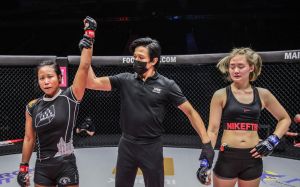 Видео боя Сованнари Эм - Чон Юн Чой ONE Championship: Unbreakable 2